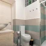 Thomas' House *