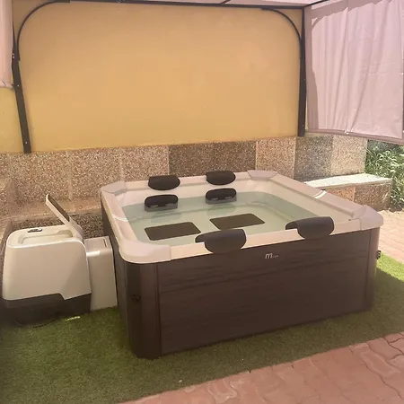 Lägenhet Thomas' House *