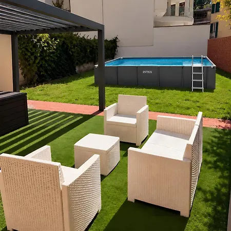 Thomas' House